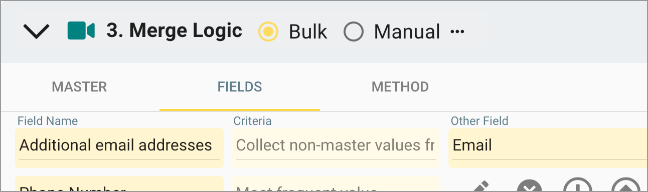 merge-duplicates-hubspot-contacts-step-4-fields-tab-addtl-email-646w.png