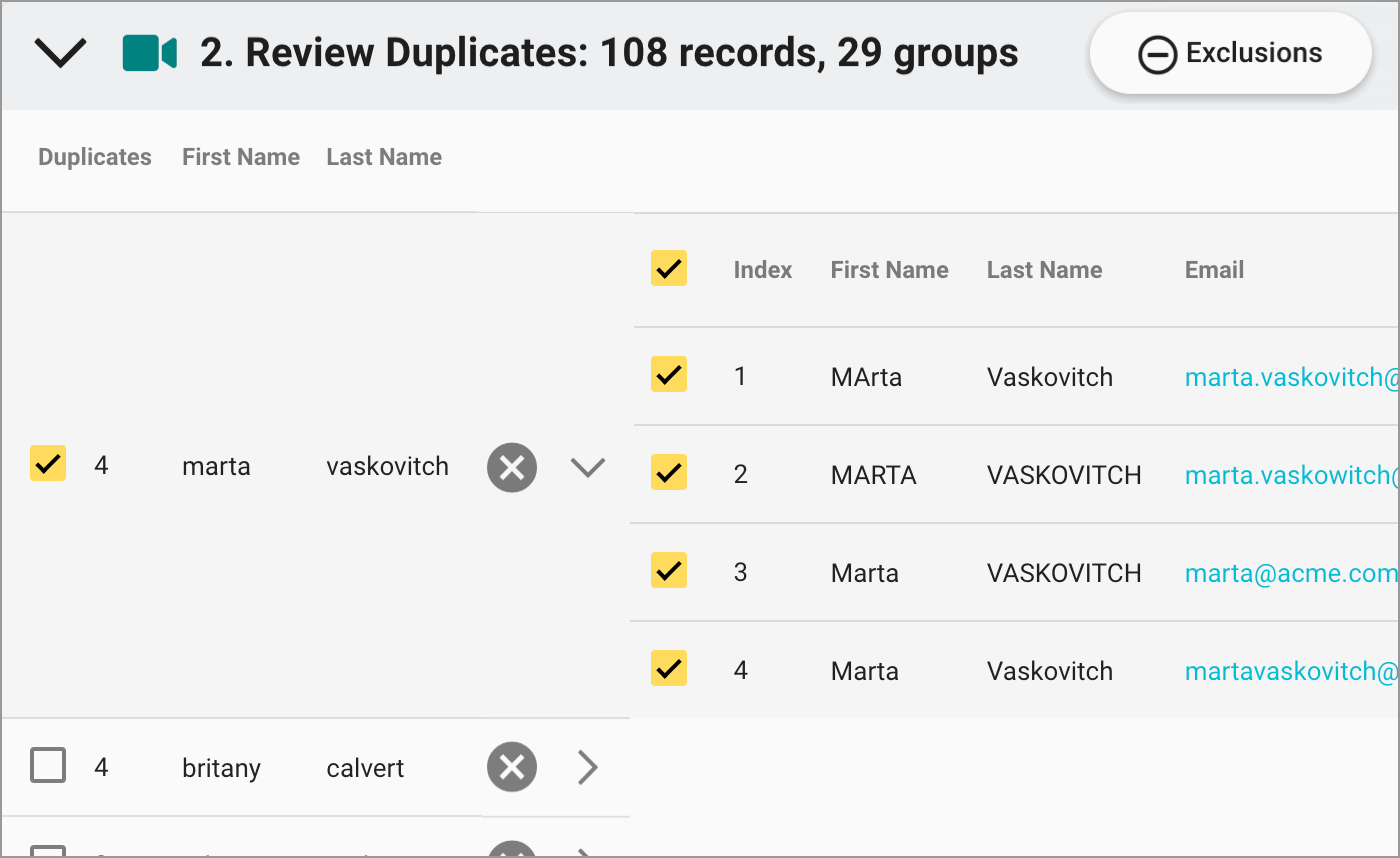 merge-duplicates-contacts-step-2-marta-all-selected-700w.png